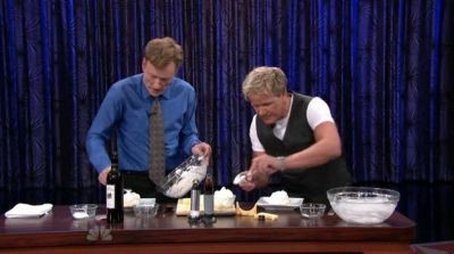 Gordon Ramsay, B.J. Novak, Willard Wigan (2009) - Episode 48 poster and promotional image