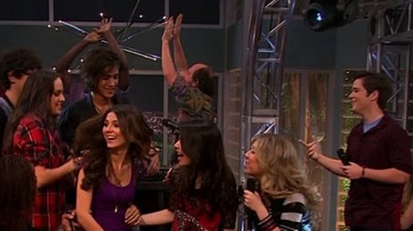 Party mit Victorious - Teil 1