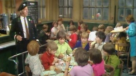The Kids' Outing (1971) - Episode 7 poster and promotional image