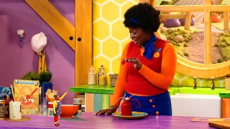 Maisie the Mechanic (2022) - Episode 7 poster and promotional image