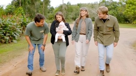 Robert's Great Gator Challenge (2022) - Episode 1 poster and promotional image