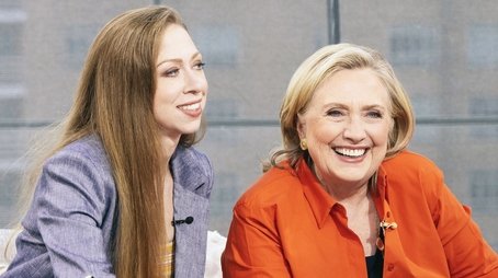 Hilary & Chelsea Clinton, Tracy Morgan (2022) - Episode 3 poster and promotional image
