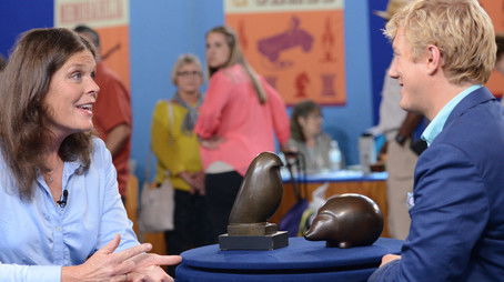 Santa Clara, Hour 3 (2015) - Episode 15 poster and promotional image