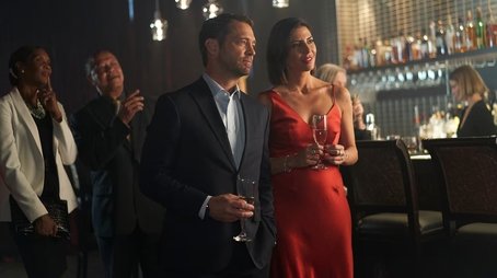 Smoke Gets in Your Eyes (2021) - Episode 10 poster and promotional image