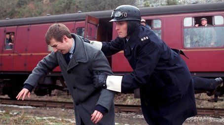 Strangers on a Train (2004) - Episode 21 poster and promotional image