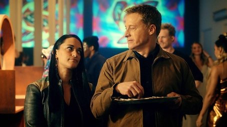 An Alien in New York (2022) - Episode 6 poster and promotional image