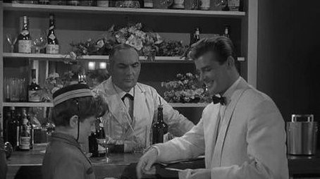 The Romantic Matron (1964) - Episode 18 poster and promotional image