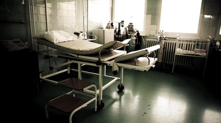 LA Hospital of Horror (2024) - Episode 3 poster and promotional image