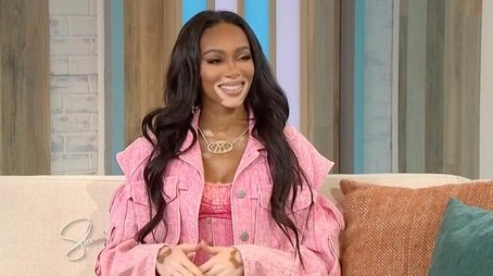 Winnie Harlow, Sergio Hudson (2022) - Episode 4 poster and promotional image