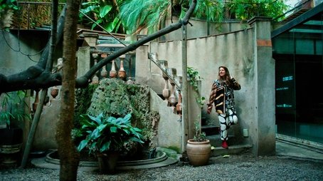 Barcelona: Bene’s House (2022) - Episode 9 poster and promotional image