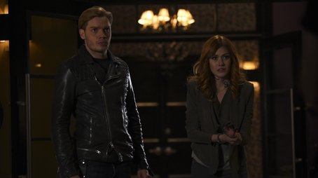 Shadowhunters: Instrumentos Mortais29