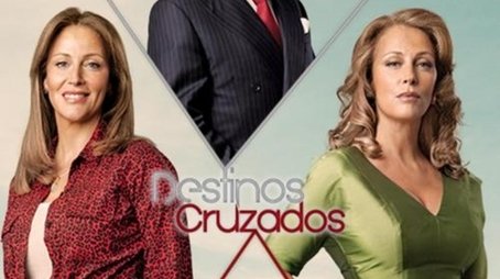 Destinos Cruzados (2013) poster