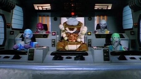 RV Robo's Wrong-Way Run (1996) - Episode 32 poster and promotional image
