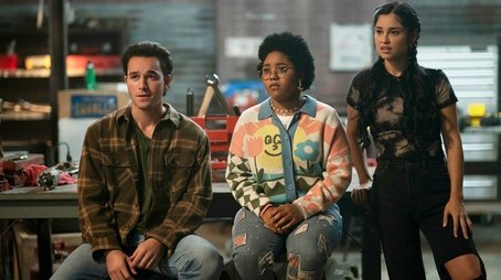 Frenemies - Chapter Two: The Suspects (2022) - Episode 2 poster and promotional image