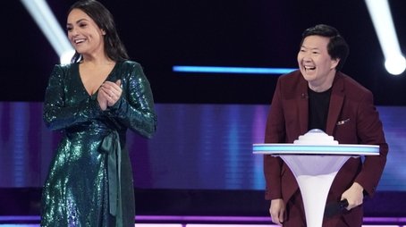 Adrienne Houghton, Joel McHale, Deon Cole, Jeff Dye, Cheryl Hines (2020) - Episode 7 poster and promotional image