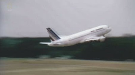 Pilot vs Plane (Air France Flight 296) (2010) - Episode 2 poster and promotional image