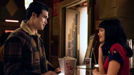 Chapter One Hundred Twenty-Six: Betty & Veronica Double Digest (2023) - Episode 9 poster and promotional image