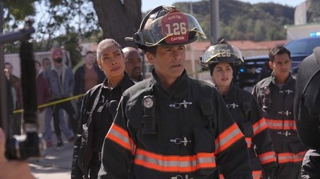 9-1-1: Lone Star412
