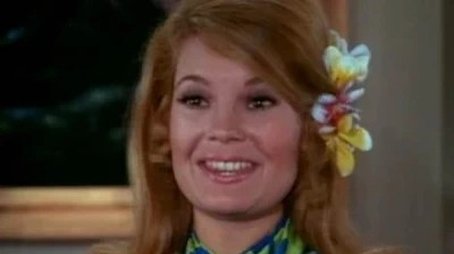 Family in Paradise: Part 2 (1970) - Episode 26 poster and promotional image