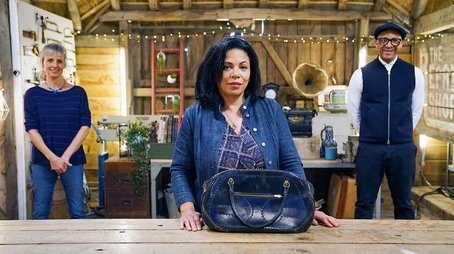 Leather Handbag (2022) - Episode 1 poster and promotional image