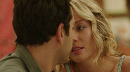 Cemre Yüzünden Bütün Dengeler Bozuluyor (2011) - Episode 3 poster and promotional image