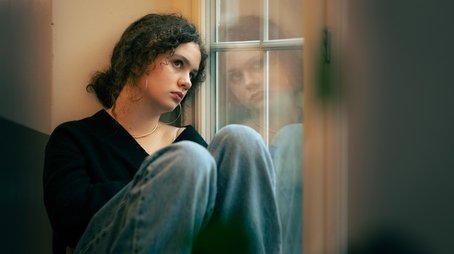 Lying about friends (2022) - Episode 24 poster and promotional image