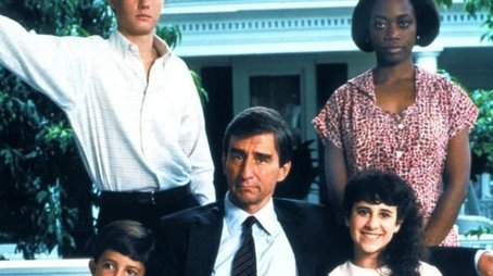 Season 2 (1992) - Season 2 poster and promotional image