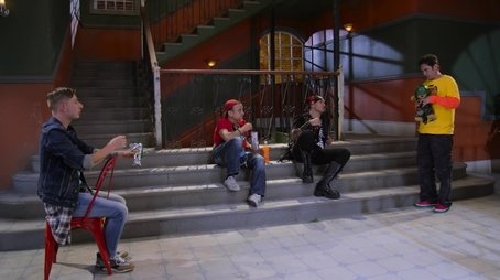 El colchón viejo (2020) - Episode 4 poster and promotional image