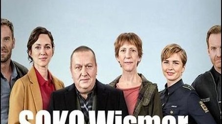 Season 19 (2022) - Season 19 poster and promotional image