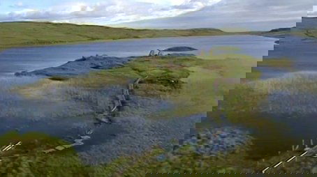 Lord of the Isles - Finlaggan, Islay (1995) - Episode 1 poster and promotional image