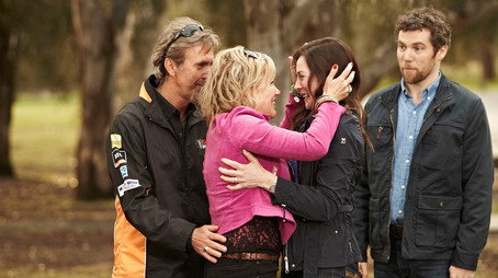 Upper Middle Bogan Évad 1