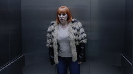 La nueva enemiga (2025) - Episode 22 poster and promotional image
