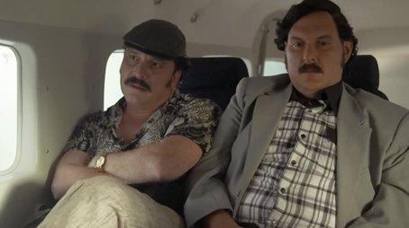 Escobar makes his foray into politics easier (2012) - Episode 10 poster and promotional image