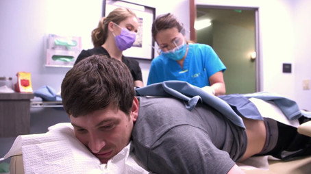 Dr. Pimple Popper, la dottoressa schiacciabrufoli Stagione 1