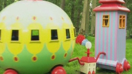 Everybody All Aboard the Ninky Nonk (2007) - Episode 3 poster and promotional image