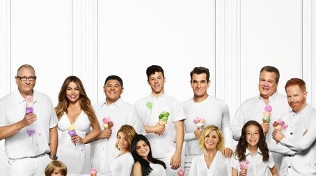 Modern Family (2009) poster