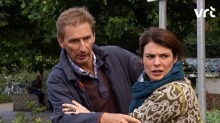 Een echte held (2011) - Episode 9 poster and promotional image