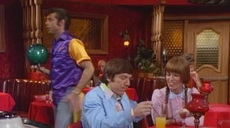 Episode 004 (1976) - Episode 4 poster and promotional image
