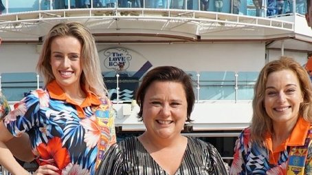 Cruising with Susan Calman (2022) poster