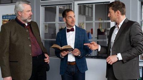 Ausgeblasen (2023) - Episode 7 poster and promotional image