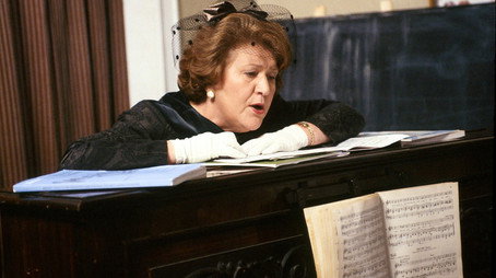 Keeping Up Appearances 시즌 2