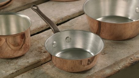 Steamer Baskets; Three-Wheel Scooters; Prefabricated Conservatories; Copper Cookware (2018) - Episode 4 poster and promotional image