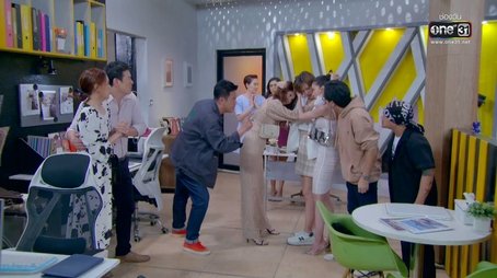 เพื่อนโสดโปรดจีบ (2023) - Episode 3 poster and promotional image