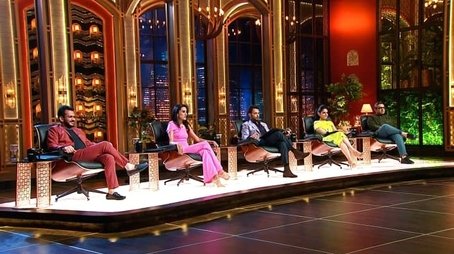 Badlegi Business Ki Tasveer (2021) - Episode 1 poster and promotional image