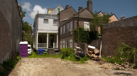 Southern Charm | Charleston Single House (2018) - Episode 17 poster and promotional image