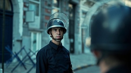 No to 10.000 (2023) - Episode 4 poster and promotional image