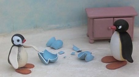 Pingu und die zerbrochene Vase