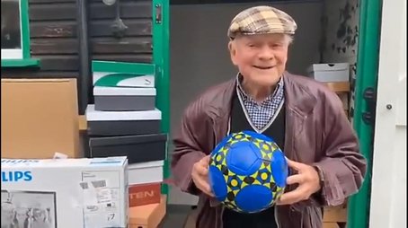 Only Fools and Footballs (2021) - Episode 42 poster and promotional image