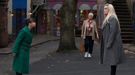#Hollyoaks (2021) - Episode 28 poster and promotional image