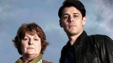 Season 5 (2015) - Season 5 poster and promotional image
